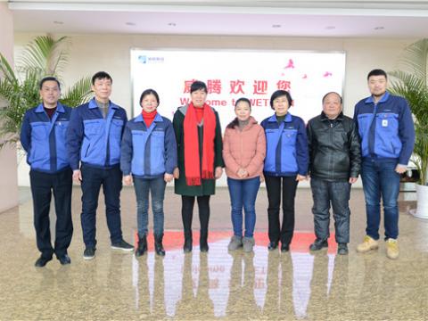 庆幸退休 永享幸福——冰球突破集团退休员工欢送会 