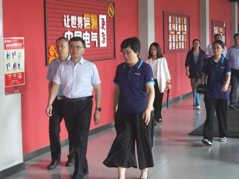 全总社联部徐处长光临冰球突破调研