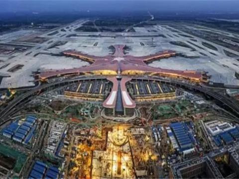 北京新机场全面竣工，冰球突破再为国度重点工程建设助力添翼